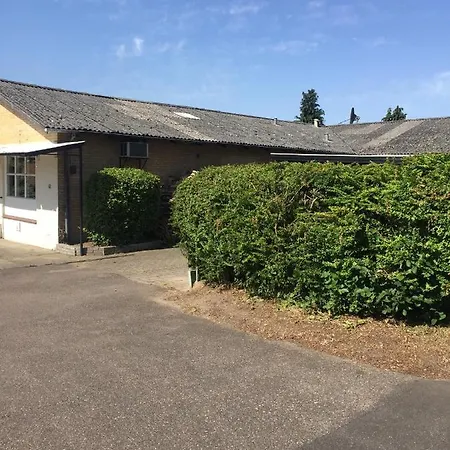 Guest house Vaerealse Til Leje *