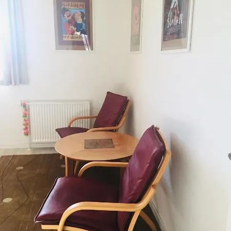 Vaerealse Til Leje Guest house
