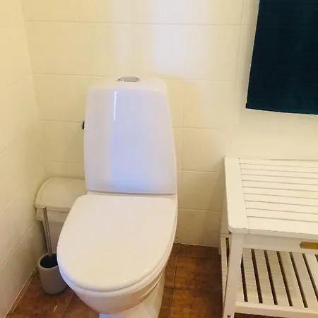 Vaerealse Til Leje Guest house